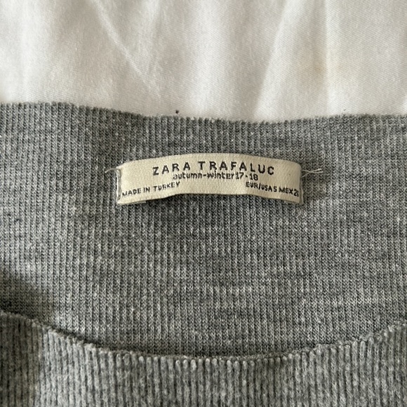 Zara Sweater - Picture 2 of 2